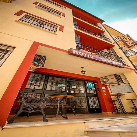 Arunda Ii Hotel 2*