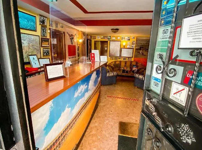 아룬다 Ii 호텔 론다